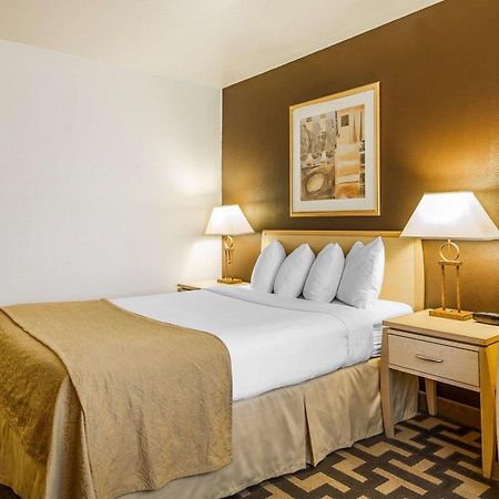 Quality Inn Petaluma - Sonoma Εξωτερικό φωτογραφία