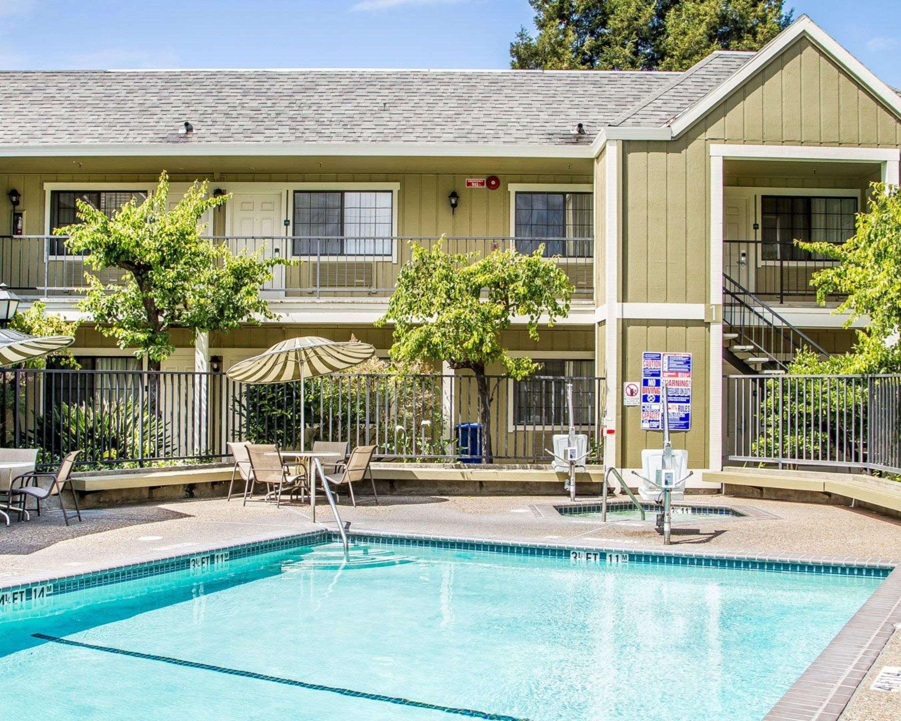 Quality Inn Petaluma - Sonoma Εξωτερικό φωτογραφία